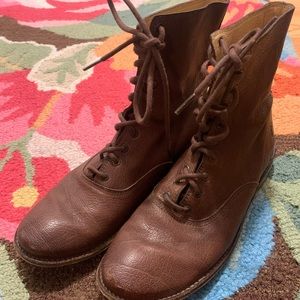 Frye Women’s Leather Boots - EXCELLENT used condition, size 8.5